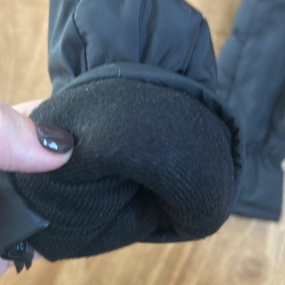 H&M Gloves - Picture 5 of 5